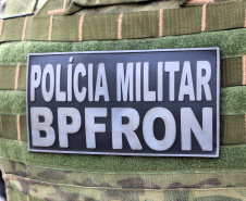  PMPR apreende quase uma tonelada de maconha após perseguição a caminhonete