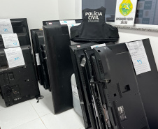 PCPR e PMPR apreendem mais de 100 TVs provenientes de estelionato em Matinhos