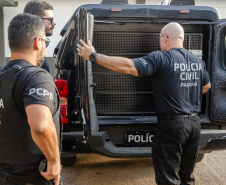 Policiais resgatam vítima de roubo que ficou amarrada e prendem suspeitos na RMC