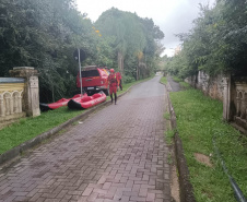 Com apoio de drone, bombeiros localizam corpo de menino que se afogou em Curitiba