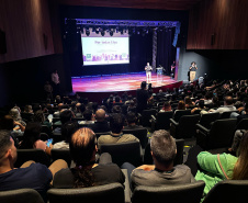 Palestra sobre o programa Mulher Segura reúne 1.200 participantes em Curitiba
