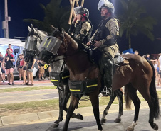 Com segurança reforçada, Carnaval reúne 1,3 milhão de pessoas no Litoral do Paraná