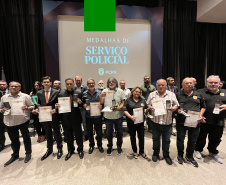 PCPR homenageia servidores com Medalhas de Serviço Policial em Curitiba