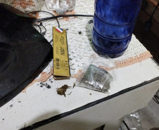 Forças do Estado apreendem 1,1 mil porções de cocaína e desarticulam delivery de drogas 
