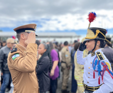 PMPR  entrega Espadim Tiradentes para 106 cadetes do curso de oficiais
