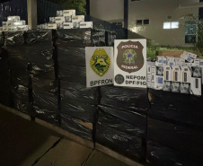 PMPR e PF apreendem 7.350 pacotes de cigarros ilegais em operação