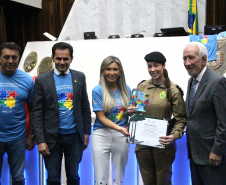PMPR é homenageada na Assembleia Legislativa do Paraná pelo trabalho voltado às pessoas com TEA