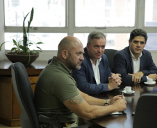 Secretário Hudson recebe o prefeito de Apucarana, Rodolfo Mota