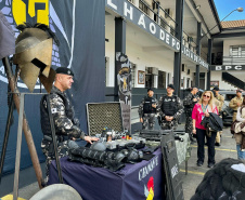 Sesp promove visita de servidores à sede da PMPR