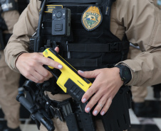 Com tecnologia de última geração, Paraná entrega 1,4 mil armas não letais para as polícias