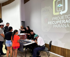 PCPR recupera e devolve mais de 100 celulares roubados ou furtados em Cascavel