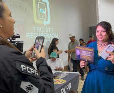 PCPR recupera e devolve mais de 100 celulares roubados ou furtados em Cascavel