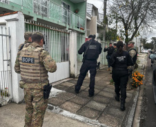 PCPR e PMPR deflagram operação para prender suspeito de atentado a bomba em Curitiba