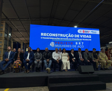 Solenidade marca a contratação de apenadas do regime fechado por empresa privada em Ponta Grossa