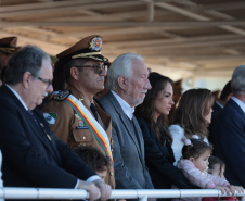 Medalha Coronel Sarmento: secretários e autoridades recebem honraria da PMPR