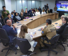 Paraná lança projeto pioneiro para aumentar monitoramento de acusados de violência doméstica