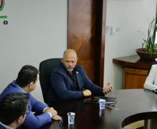 Secretário Hudson se reúne com deputada estadual Mabel Canto e deputado estadual Alexandre Amaro