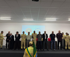 Siate comemora 35 anos com solenidade e entrega de medalhas