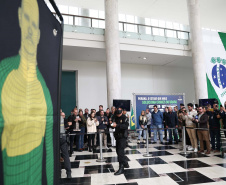 Com tecnologia de última geração, Paraná entrega 1,4 mil armas não letais para as polícias