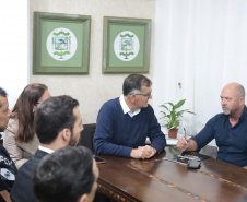 O Secretário da Segurança Pública, Hudson Leôncio Teixeira, participou nesta quinta-feira (05), do 1º Seminário dos CONSEGs dos Campos Gerais, realizado pela Prefeitura Municipal de Tibagi, por meio do Conselho Comunitário de Segurança (CONSEG). 