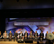 Campanha Junho Paraná Sem Drogas é lançada com alerta sobre dependência tecnológica