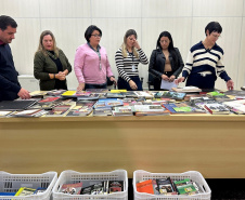 Com nova remessa, Projeto Viagem do Livro chega a marca de 2.700 livros doados ao sistema penitenciário do Paraná