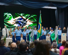 O Secretário da Segurança Pública, Hudson Leôncio Teixeira, participou nesta quinta-feira (05), do 1º Seminário dos CONSEGs dos Campos Gerais, realizado pela Prefeitura Municipal de Tibagi, por meio do Conselho Comunitário de Segurança (CONSEG). 