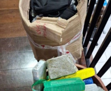PCPR apreende 327 quilos de maconha gourmet e prende três pessoas por tráfico