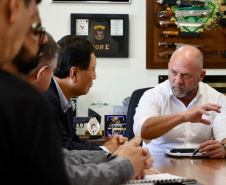 Secretário Hudson recebe deputado federal Luiz Nishimori