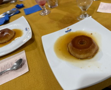 Custodiadas da Cadeia Pública Feminina de Londrina concluem curso de auxiliar de cozinha
