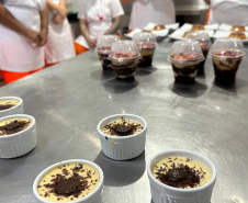 Custodiadas da Cadeia Pública Feminina de Londrina concluem curso de auxiliar de cozinha