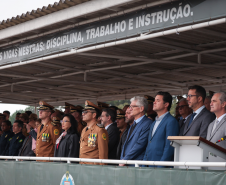 Autoridades do Estado recebem honrarias da Polícia Militar do Paraná