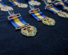 Autoridades do Estado recebem honrarias da Polícia Militar do Paraná