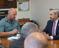 Secretário Hudson recebe deputado estadual Fábio Oliveira