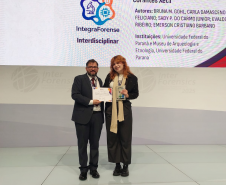 Polícia Científica tem profissionais premiados em evento internacional em Curitiba
