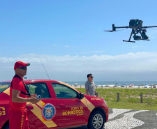 Use da tecnologia dos drones tem se tornado cada vez mais importante no trabalho dos bombeiros paranaenses. 