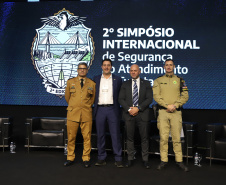 Encontro no Paraná reúne representantes de 17 países para tratar de segurança ao turista