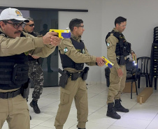 Polícia Militar do Paraná começa a utilizar Tasers em operações nas ruas