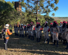 CBMPR intensifica treinamentos de Manejo Integrado do Fogo contra incêndios florestais