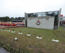 Governo do Paraná inaugura Escola Superior de Bombeiro Militar e entrega 64 novas viaturas na comemoração dos 113 anos da corporação