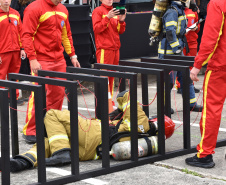 Competição “Bombeira de Garra” encerra 10º Encontro Nacional de Bombeiras Militares no Paraná