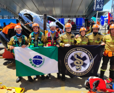 Bombeiros do 4º BBM, de Cascavel, vencem o 7º Desafio Nacional de Salvamento Veicular.