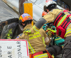 Bombeiros do 4º BBM, de Cascavel, vencem o 7º Desafio Nacional de Salvamento Veicular.