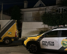 PMPR desmantela estufa de maconha com estrutura de R$ 100 mil em Curitiba