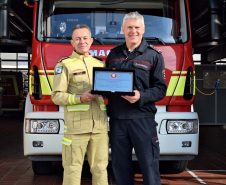 Comitiva do Corpo de Bombeiros do Paraná realiza visita técnica a fábricas na Alemanha e Áustria
