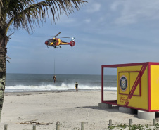 Após treinamento, helicóptero do Corpo de Bombeiros já está de prontidão no Litoral