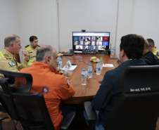 Governo manda dezenas de bombeiros e equipes da saúde para auxiliar Rio Bonito do Iguaçu