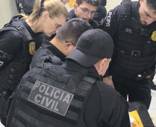 PCPR e PMPR prendem cinco pessoas durante operação contra o tráfico de drogas