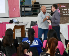 Encontro no Centro de Convivência do Idoso reforça rede de proteção às mulheres em Carambeí