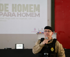 Programa Mulher Segura leva palestra a funcionários do frigorífico Frigodasko em Pitanga